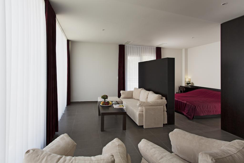 Romantique Dojran Hotel Экстерьер фото